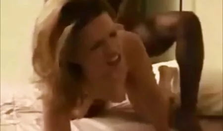 Big cock of a japanese mature massage friend for the fun of a sexy brunette